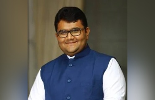 HON. MR. GIRIRAJ SAWANT